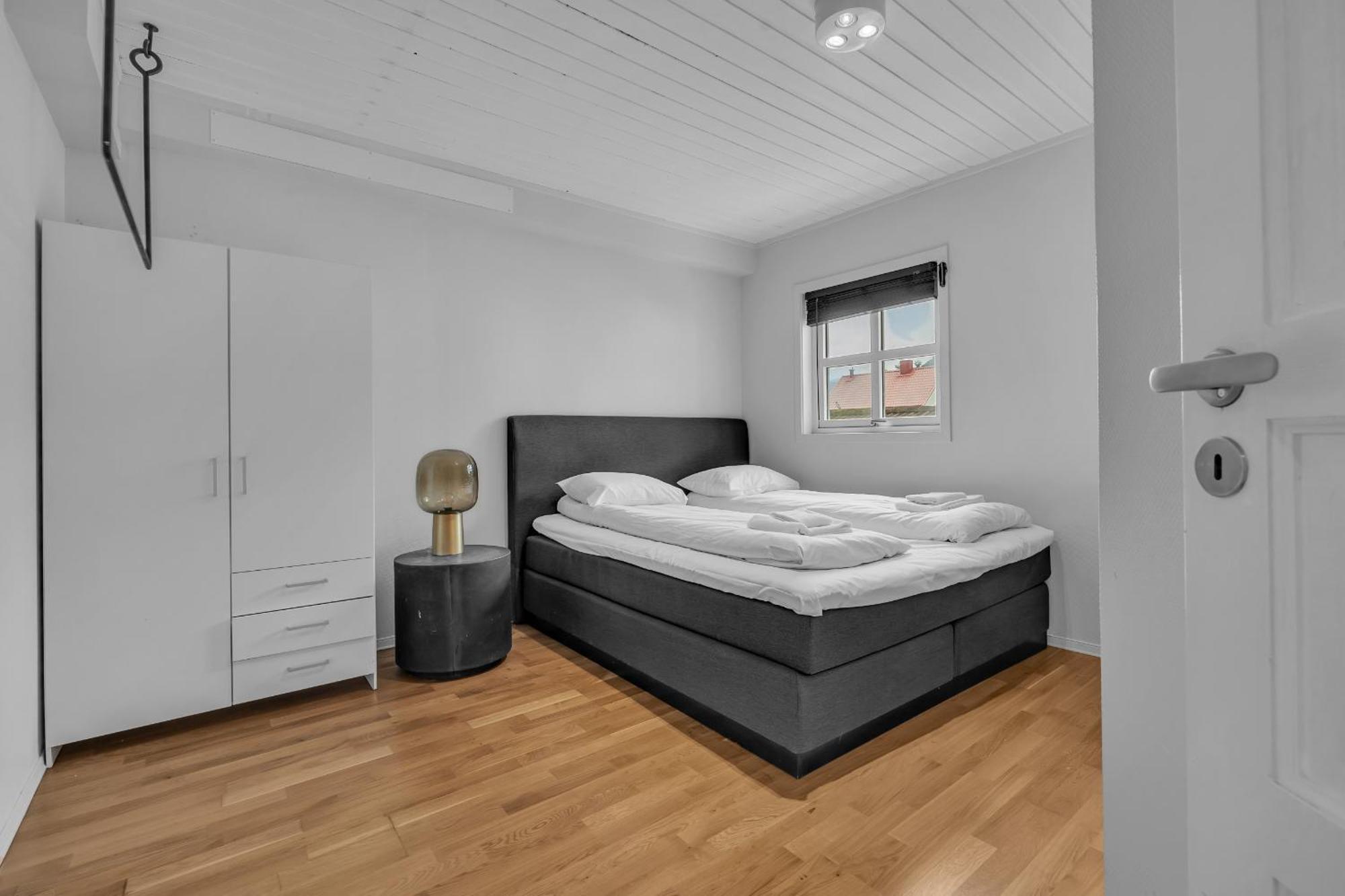 Large Modern House With A View Apartment Tromso